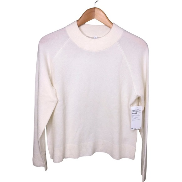 Athleta Hawthorne Crewneck Sweater Long Sleeve Cream Size XS Merino Wool 632070 - Picture 3 of 9